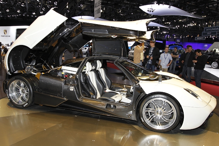 Salon auto Geneve 2012 - Pagani - 002